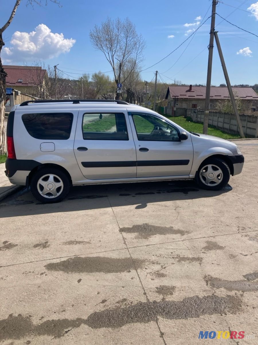 2008' Dacia Logan photo #5