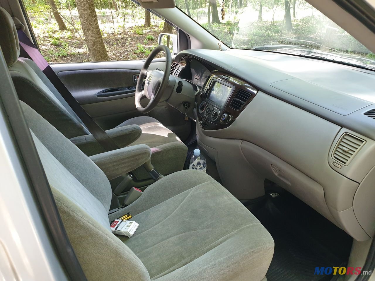 2000' Mazda MPV photo #6