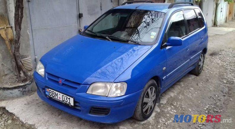 2002' Mitsubishi Space Star photo #1