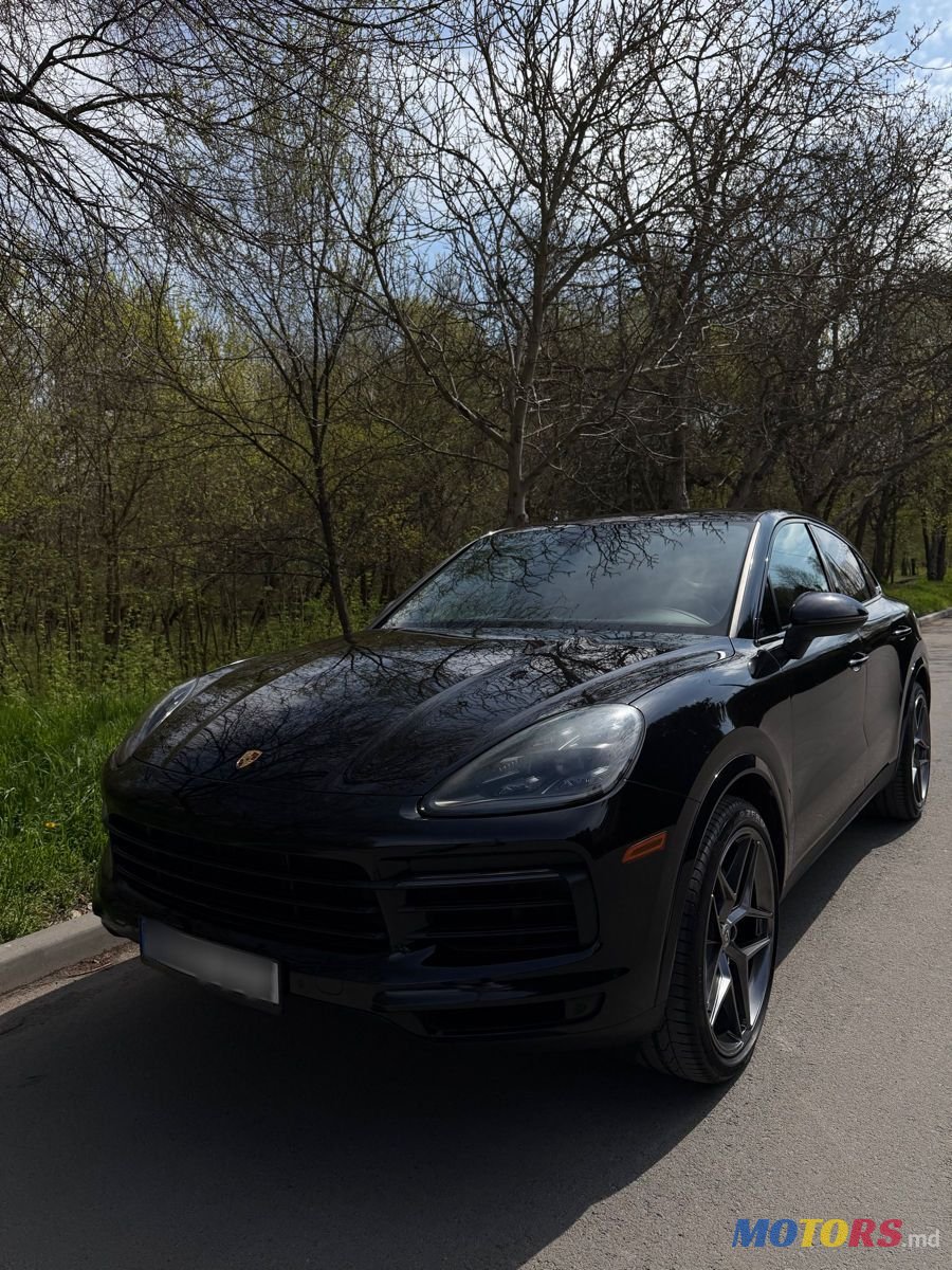 2020' Porsche Cayenne Coupe photo #1