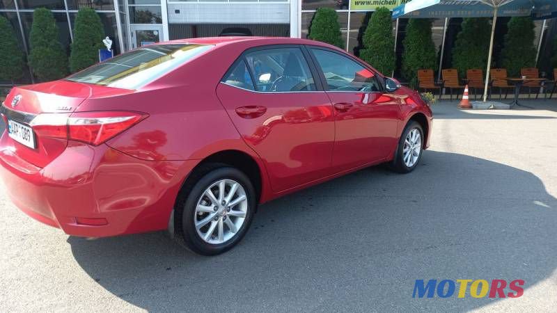 2016' Toyota Corolla photo #3