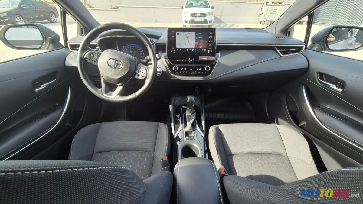 2019' Toyota Corolla photo #5