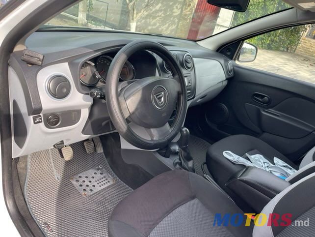 2014' Dacia Logan photo #5