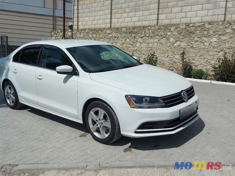 2017' Volkswagen Jetta photo #5
