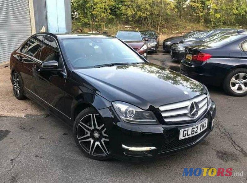 2012' Mercedes-Benz C photo #2