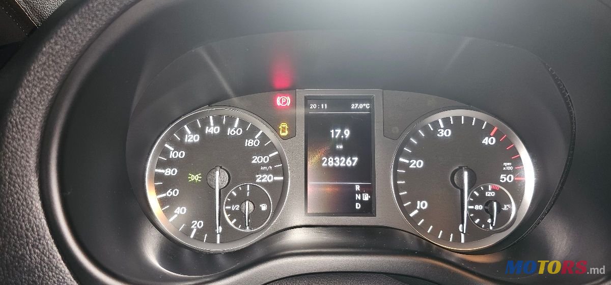 2014' Mercedes-Benz Vito photo #6