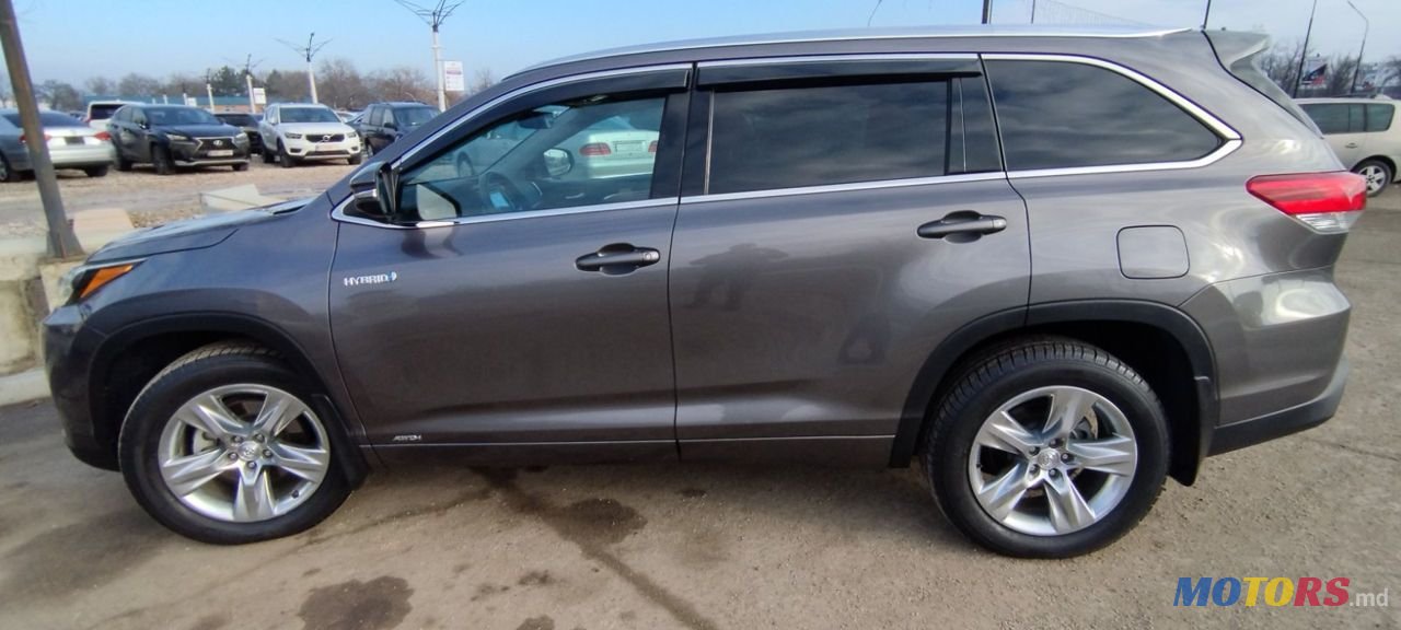 2017' Toyota Highlander photo #4