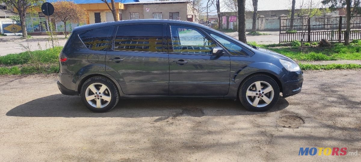 2007' Ford S-Max photo #2