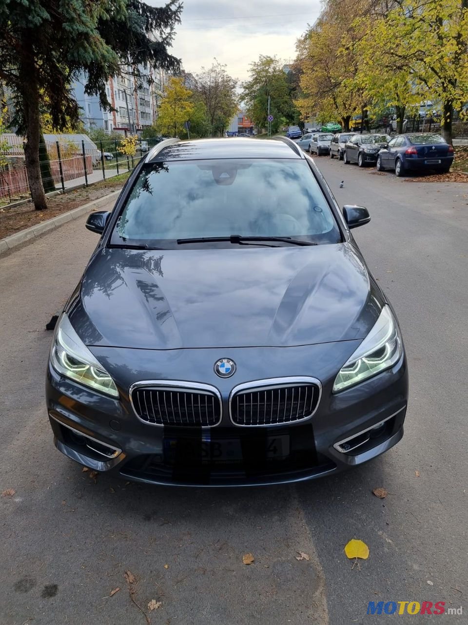 2016' BMW 2 Series Gran Tourer photo #1