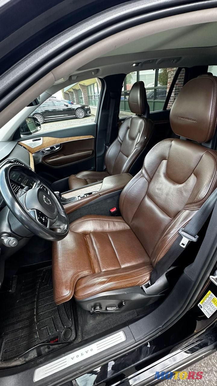 2018' Volvo XC90 photo #6
