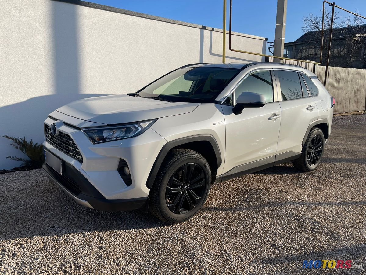 2020' Toyota RAV4 photo #1