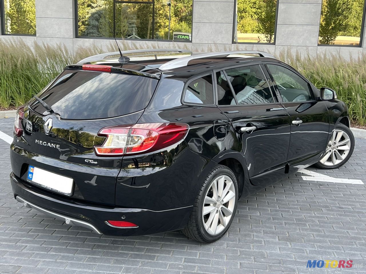 2012' Renault Megane photo #3