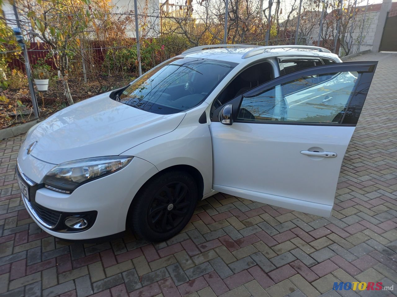 2013' Renault Megane photo #6