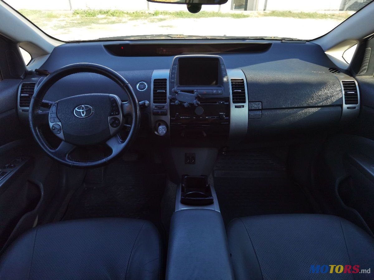 2007' Toyota Prius photo #5
