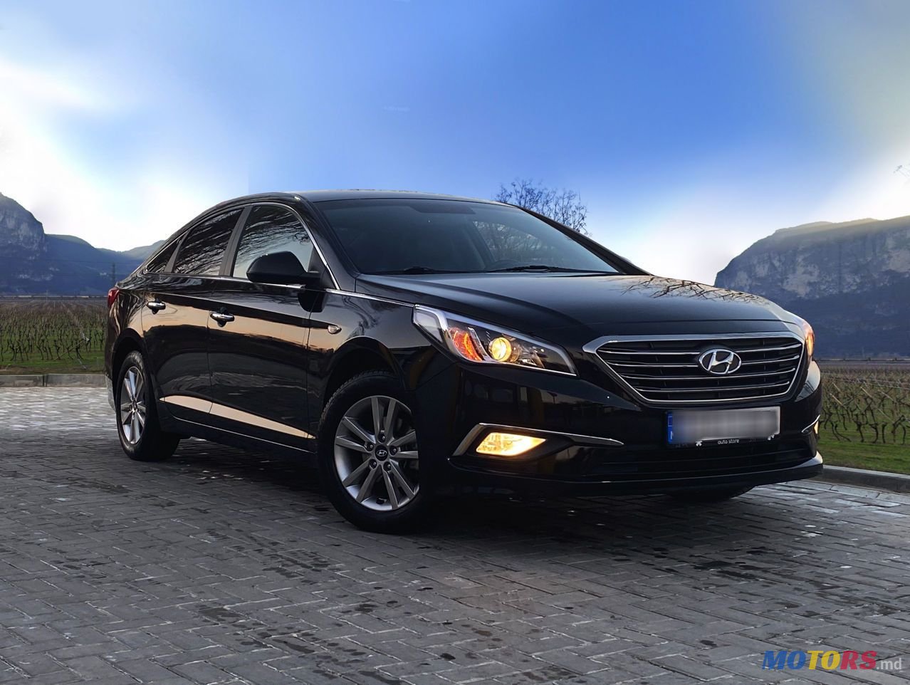 2016' Hyundai Sonata photo #6