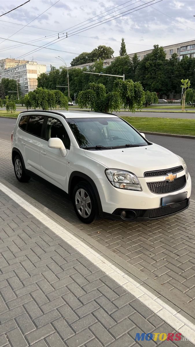 2013' Chevrolet Orlando photo #2