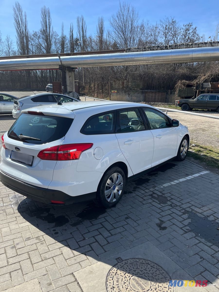 2015' Ford Focus photo #5