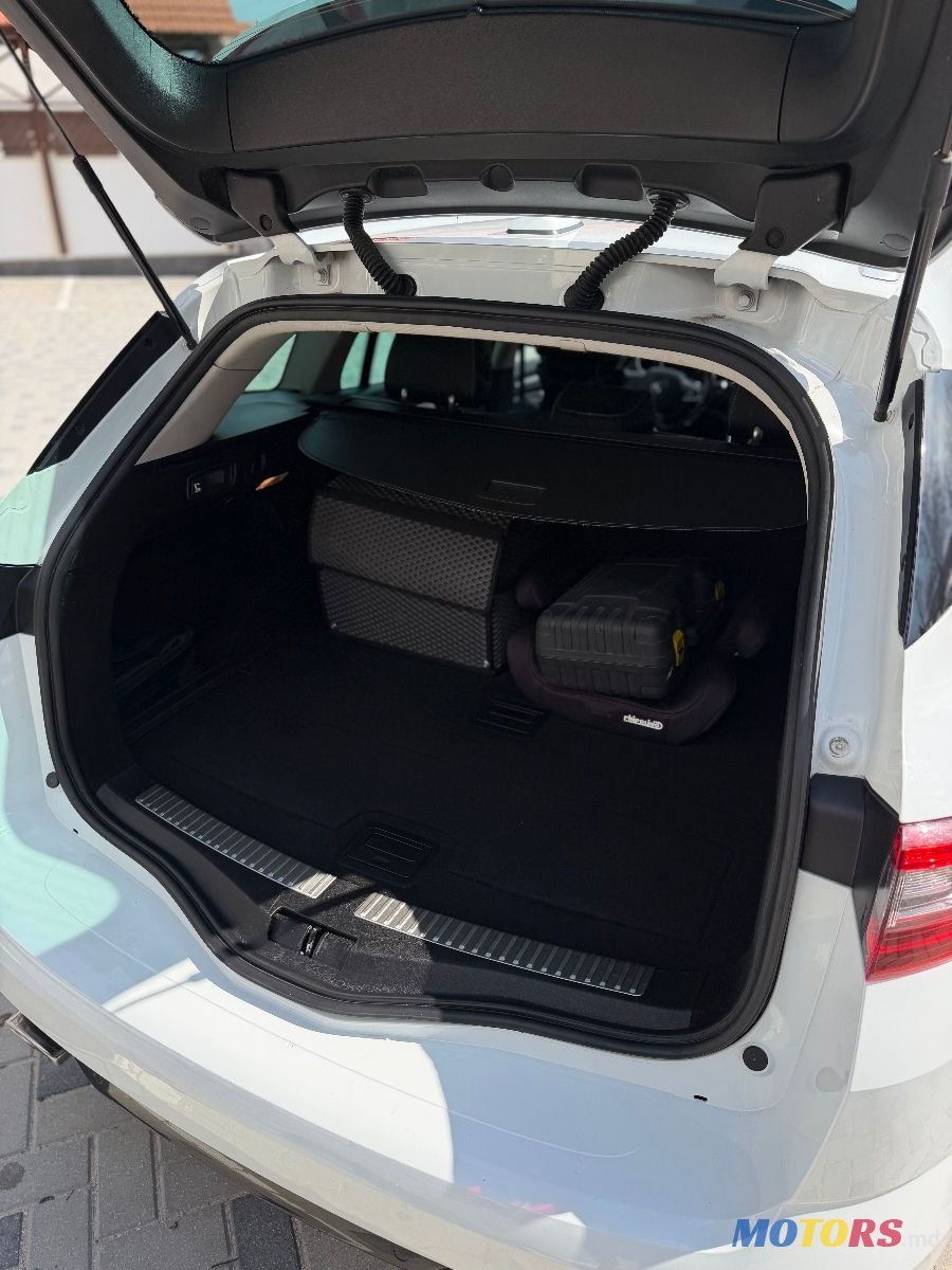2017' Renault Megane photo #4