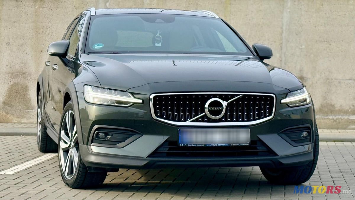 2021' Volvo V60 photo #5