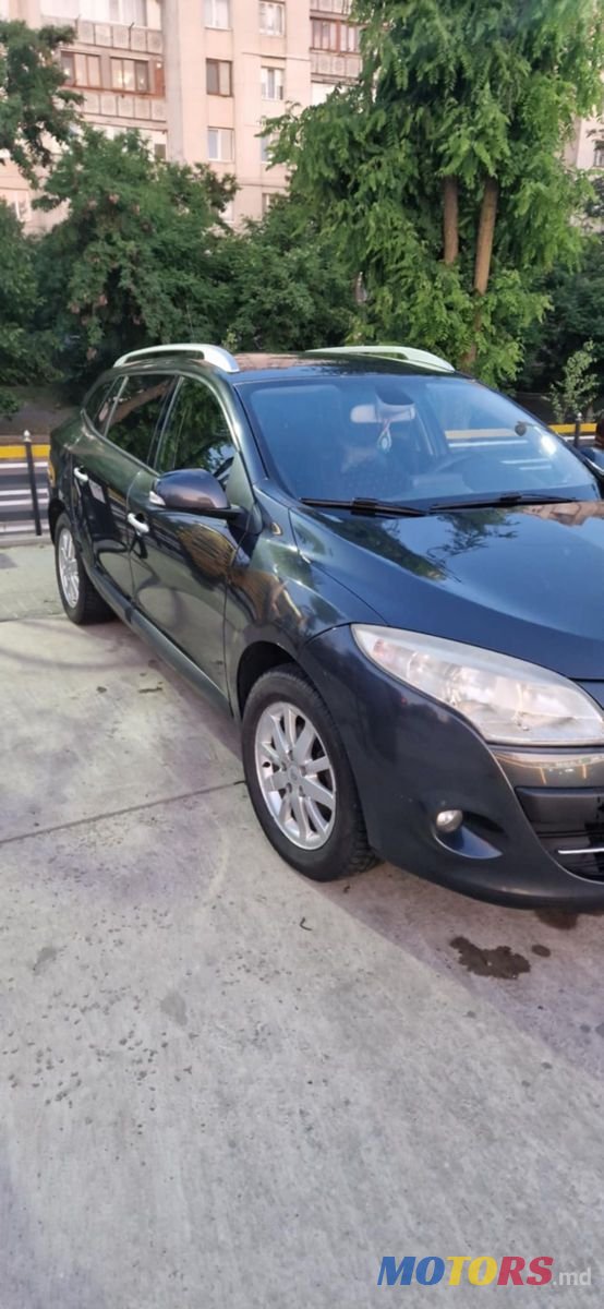 2010' Renault Megane photo #1