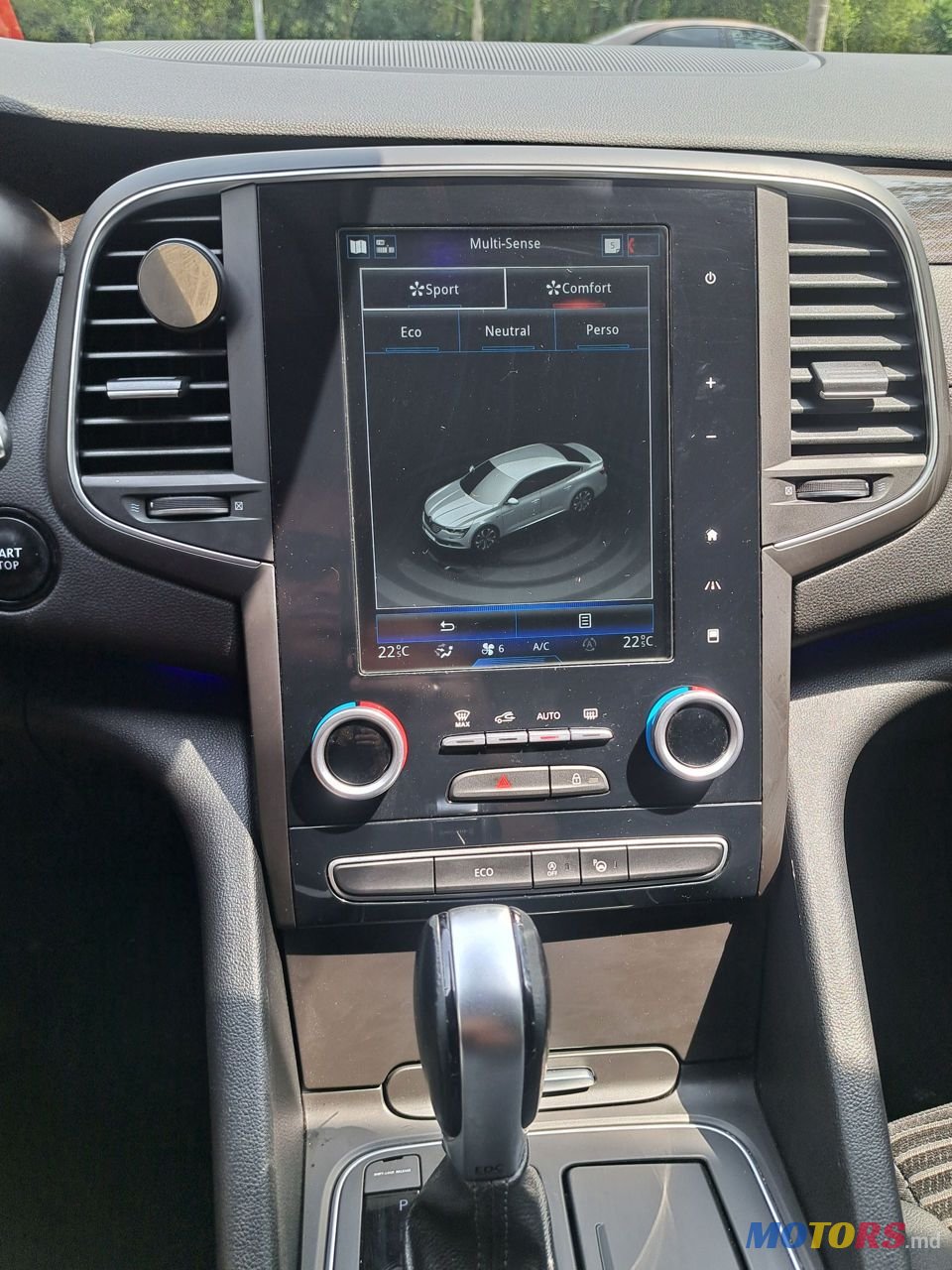 2017' Renault Talisman photo #2