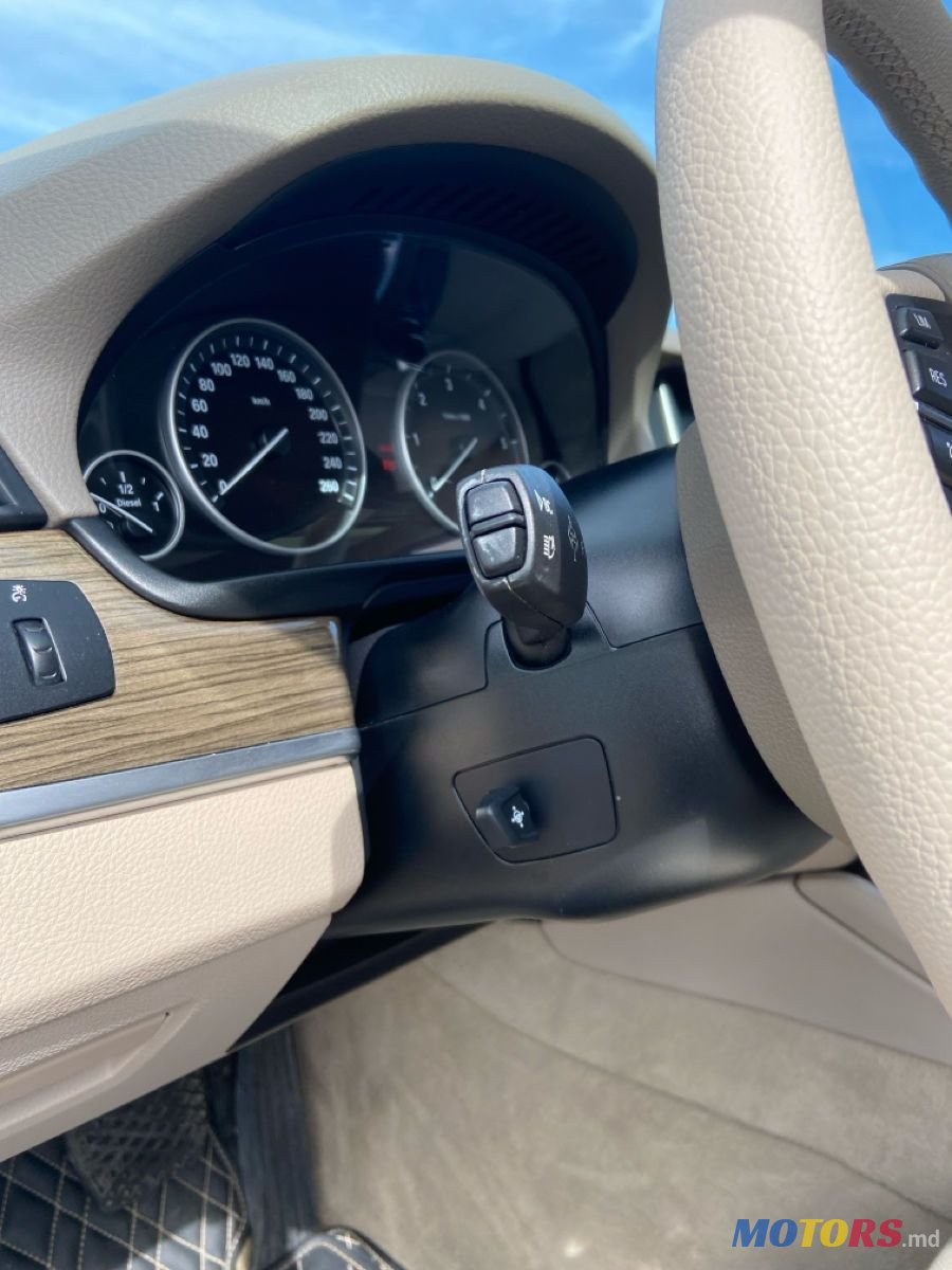 2014' BMW 5 Series photo #5