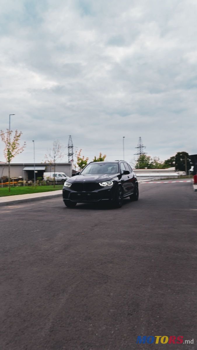 2021' BMW X5 photo #3