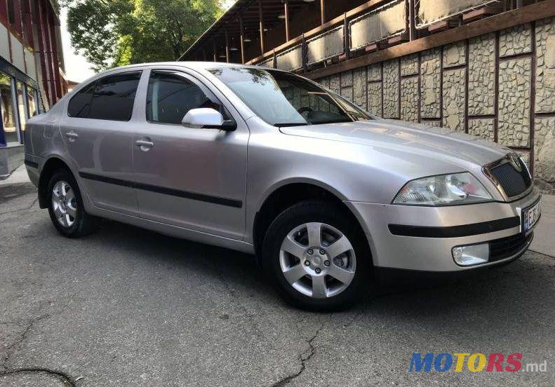 2007' Skoda Octavia photo #1