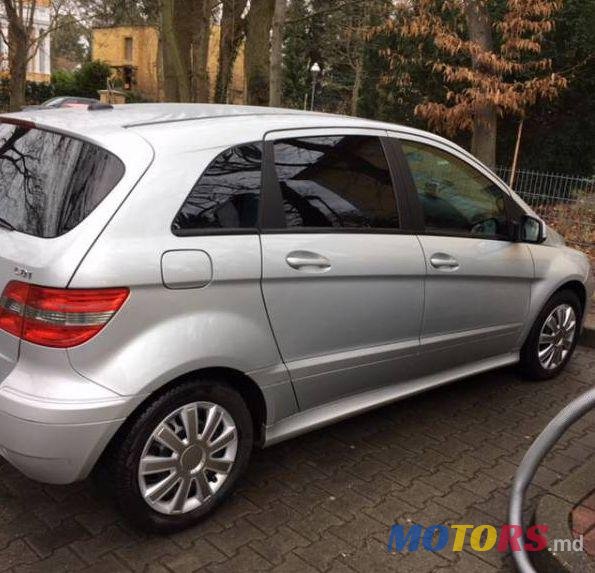 2009' Mercedes-Benz B photo #1