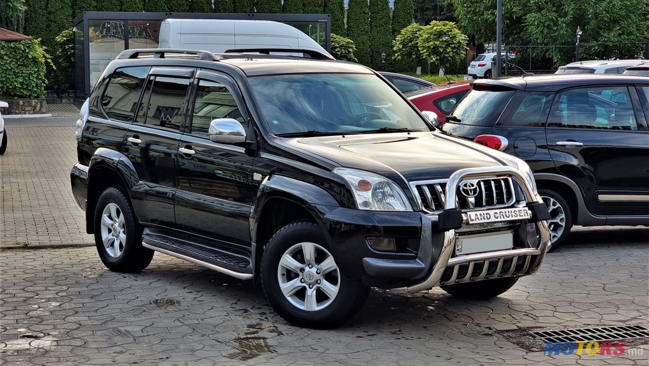 2006' Toyota Land Cruiser Prado photo #2