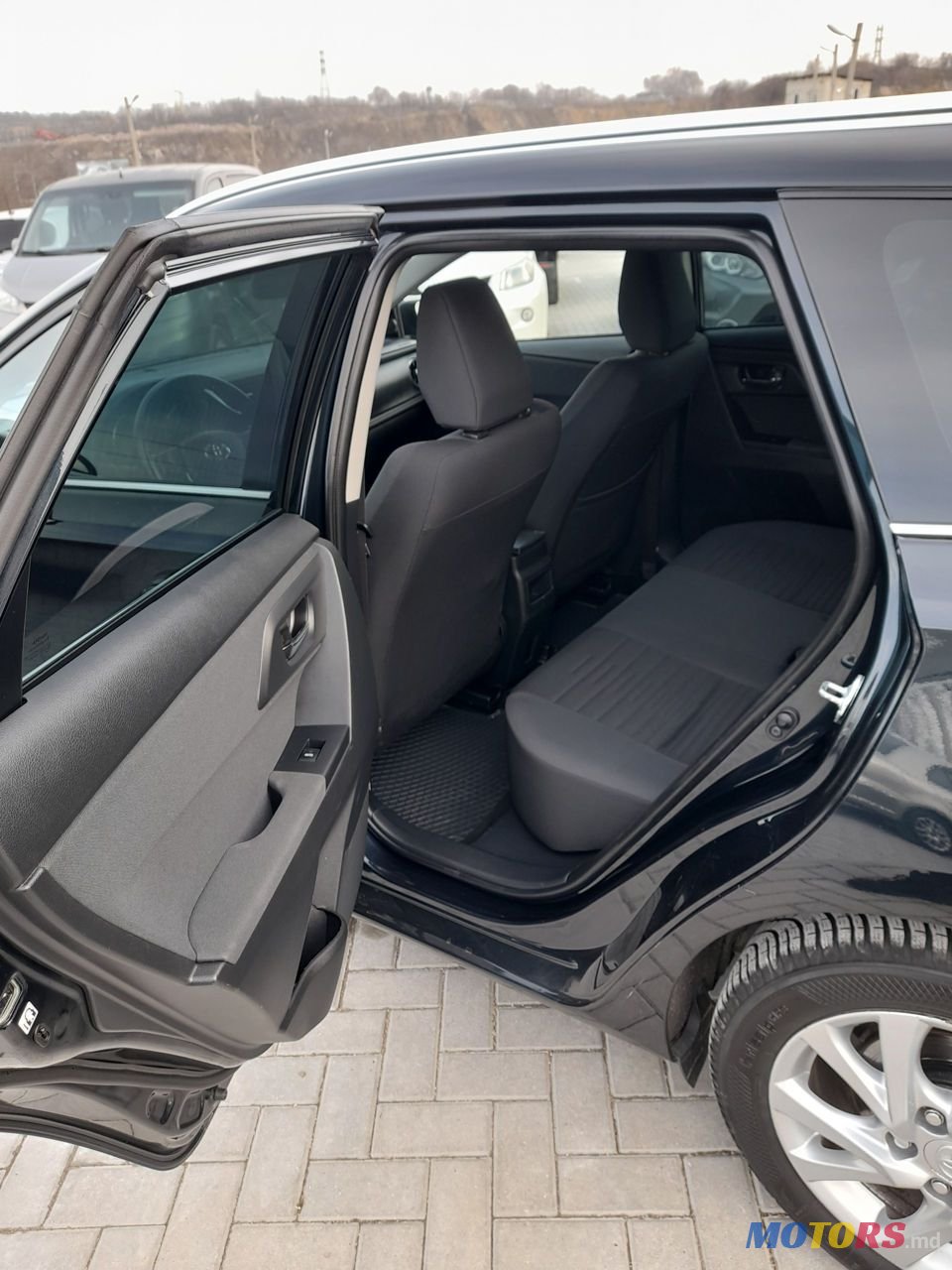 2015' Toyota Auris photo #5