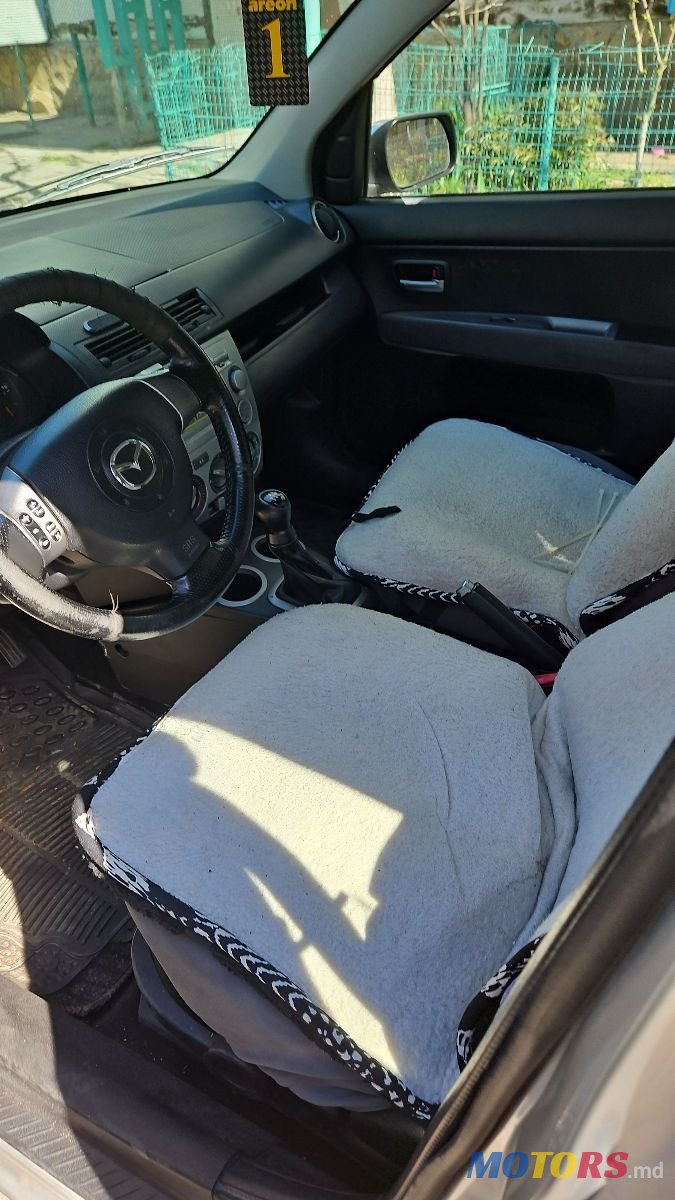 2003' Mazda 2 photo #6