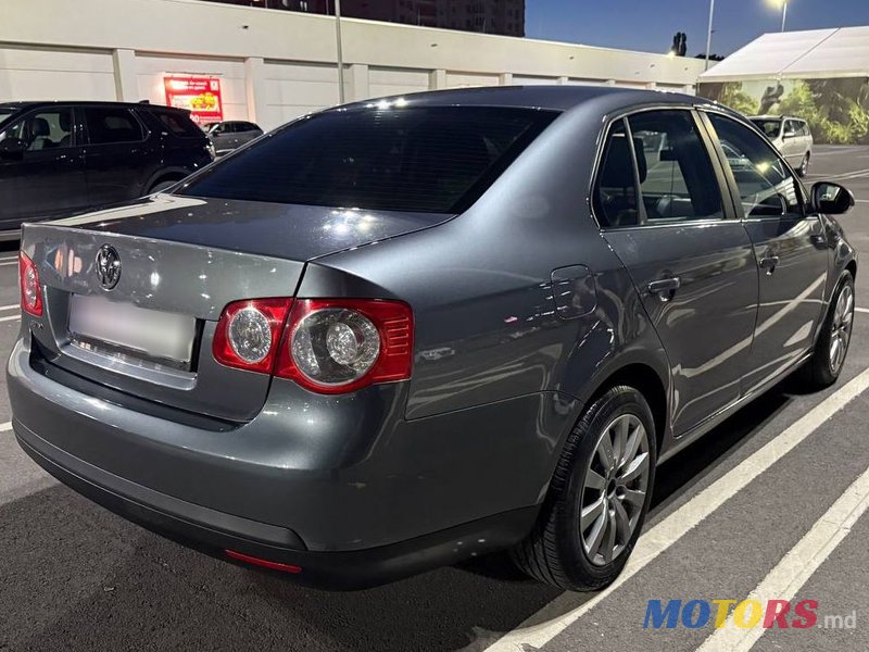 2007' Volkswagen Jetta photo #4