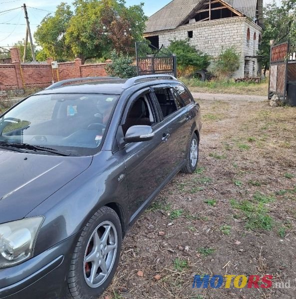2006' Toyota Avensis photo #5
