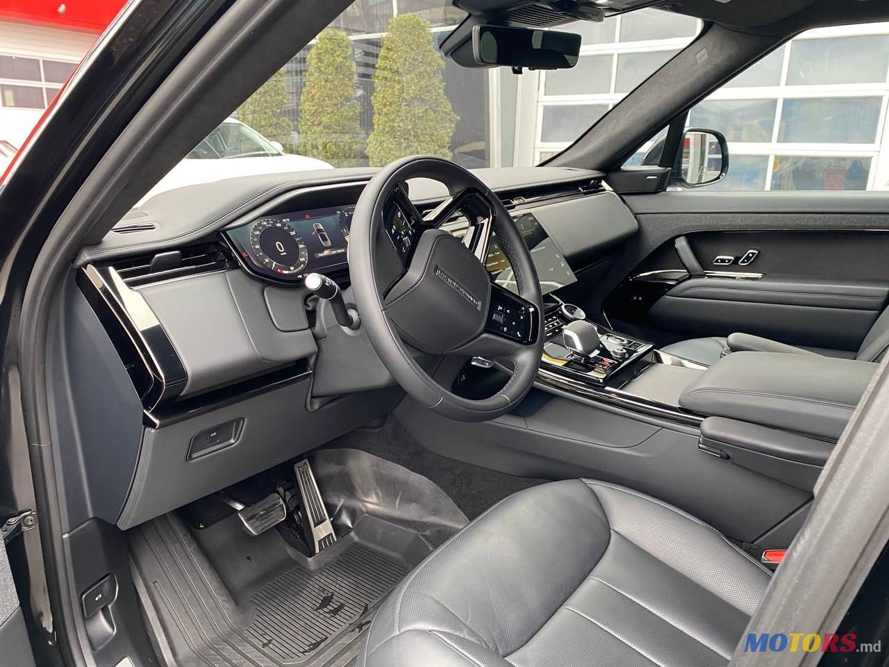 2023' Land Rover Range Rover Sport photo #1