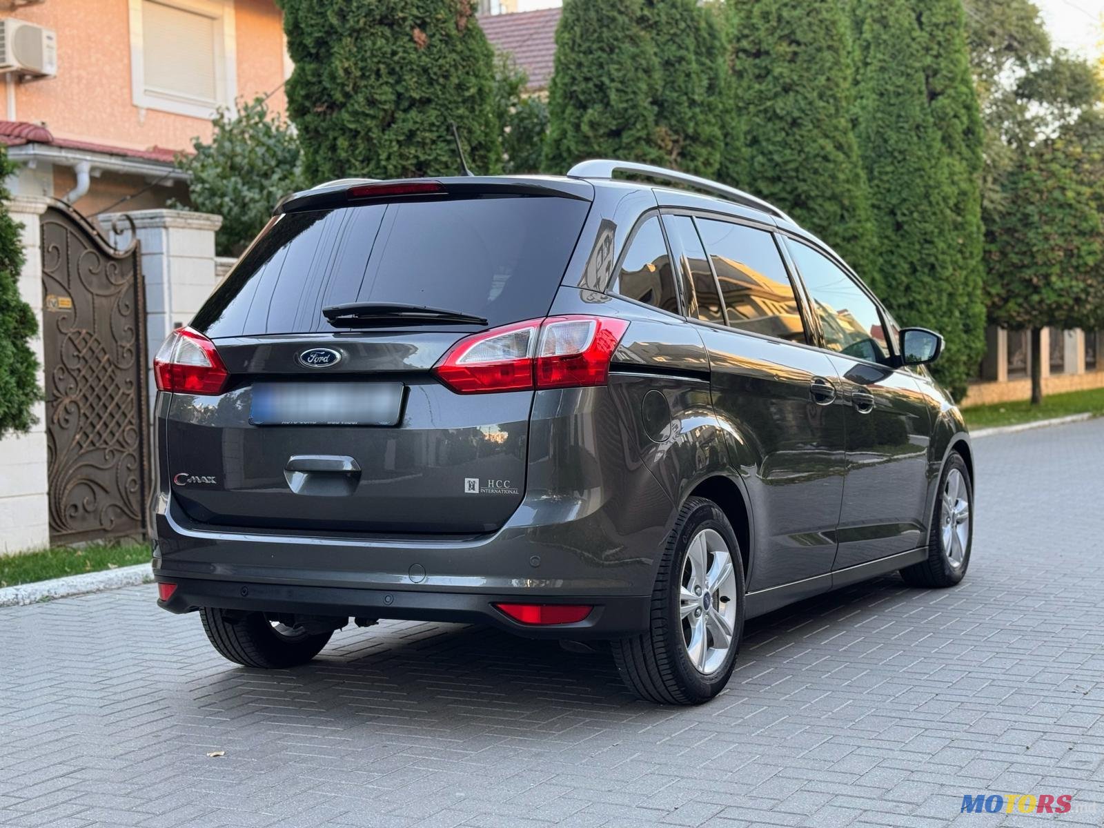 2016' Ford Grand C-MAX photo #5