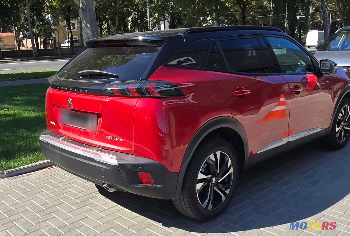 2020' Peugeot 2008 photo #2
