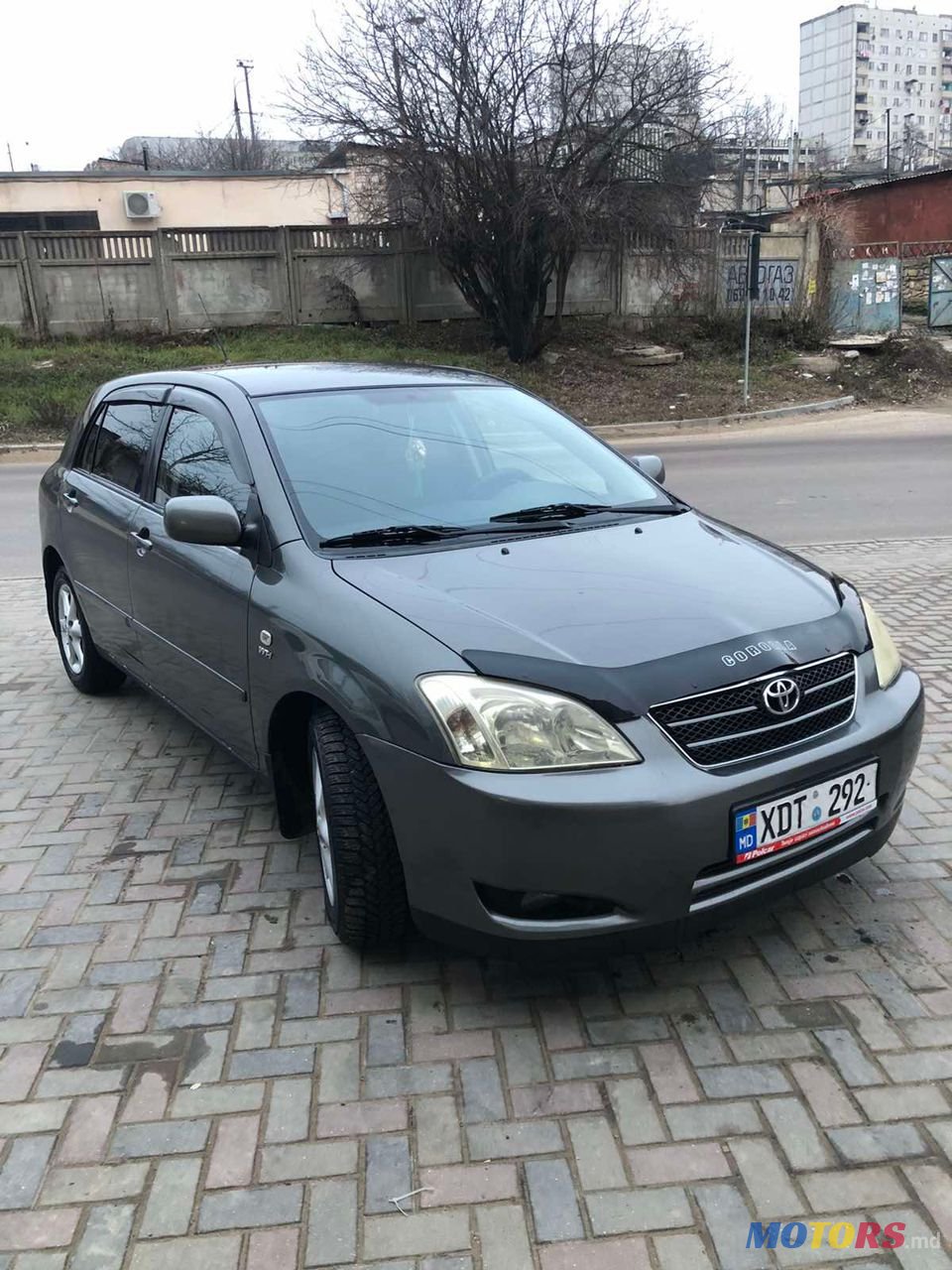 2004' Toyota Corolla photo #1