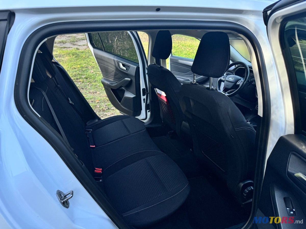 2019' Ford Focus photo #4