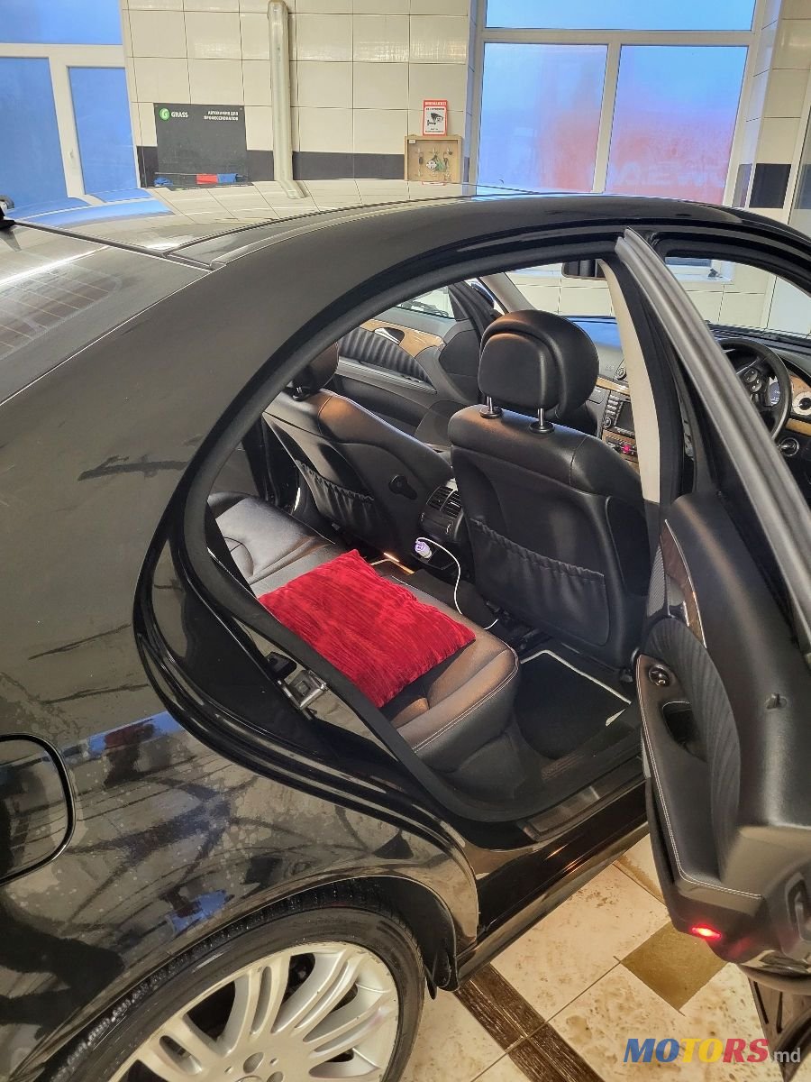 2008' Mercedes-Benz E-Class photo #3