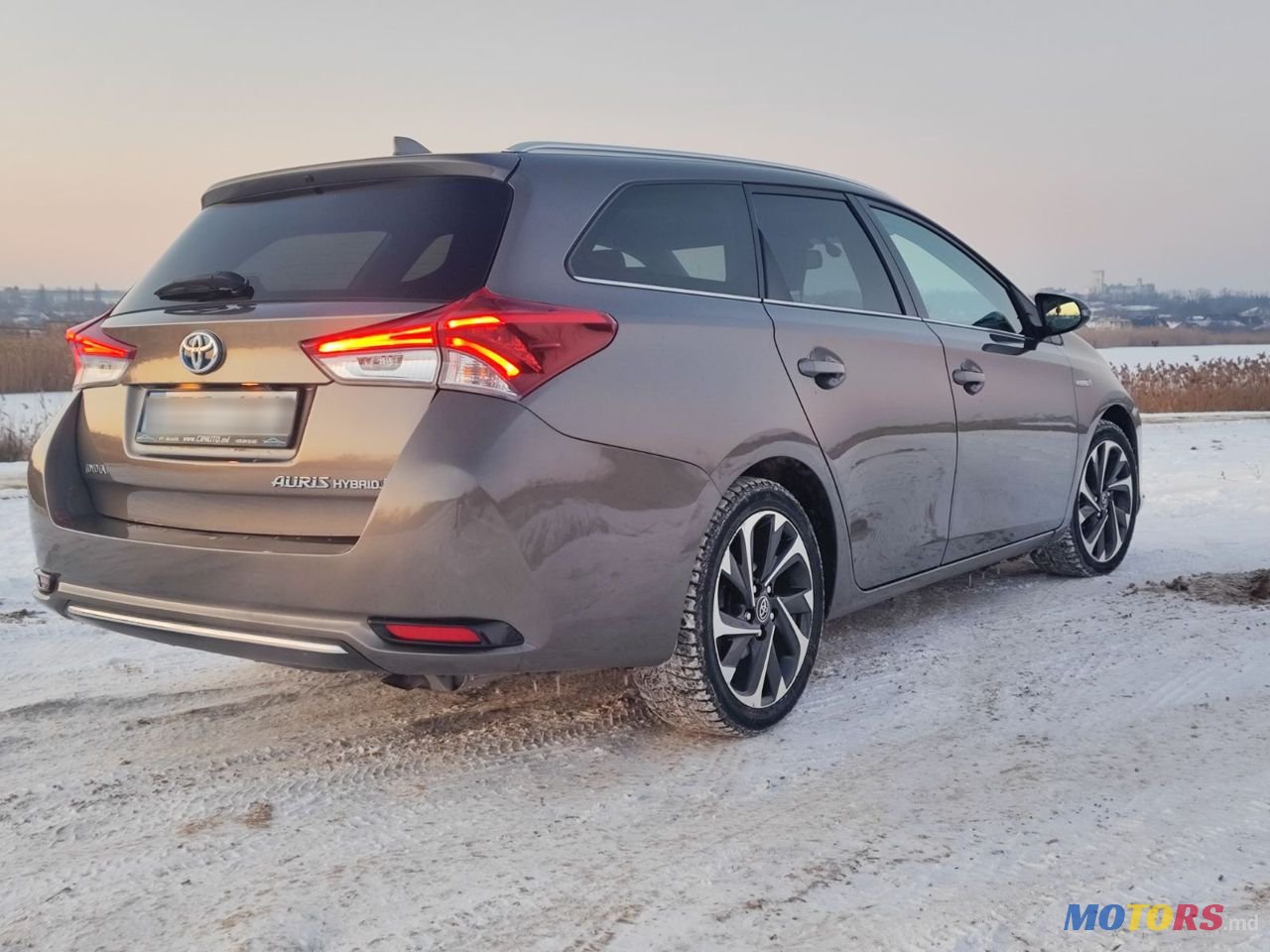 2016' Toyota Auris photo #4