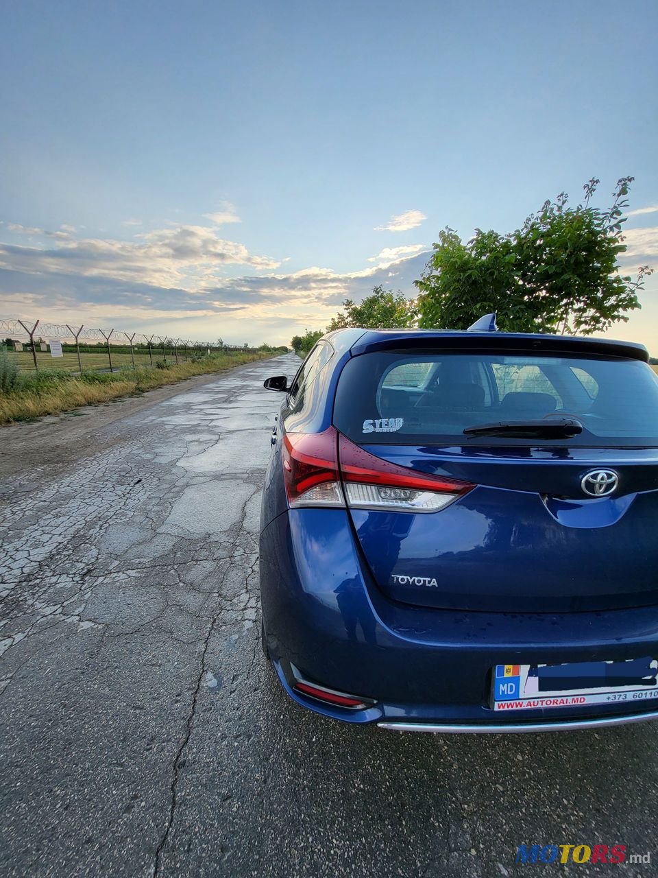 2016' Toyota Auris photo #6