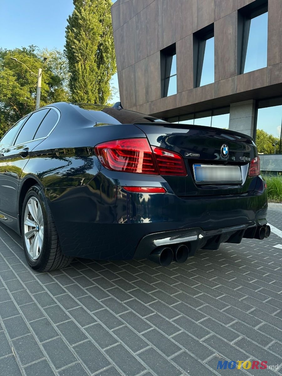 2015' BMW 5 Series photo #5