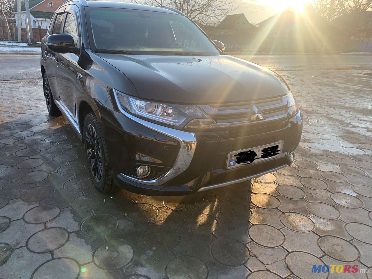 2015' Mitsubishi Outlander photo #6