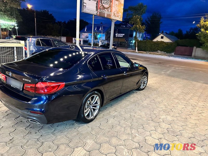 2019' BMW 5 Series photo #5