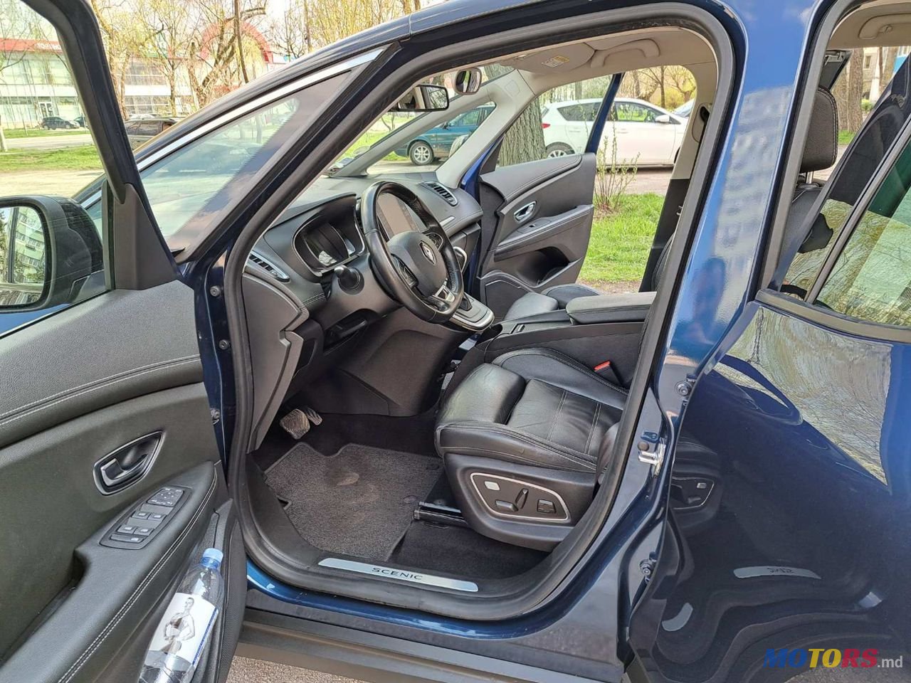 2016' Renault Grand Scenic photo #5