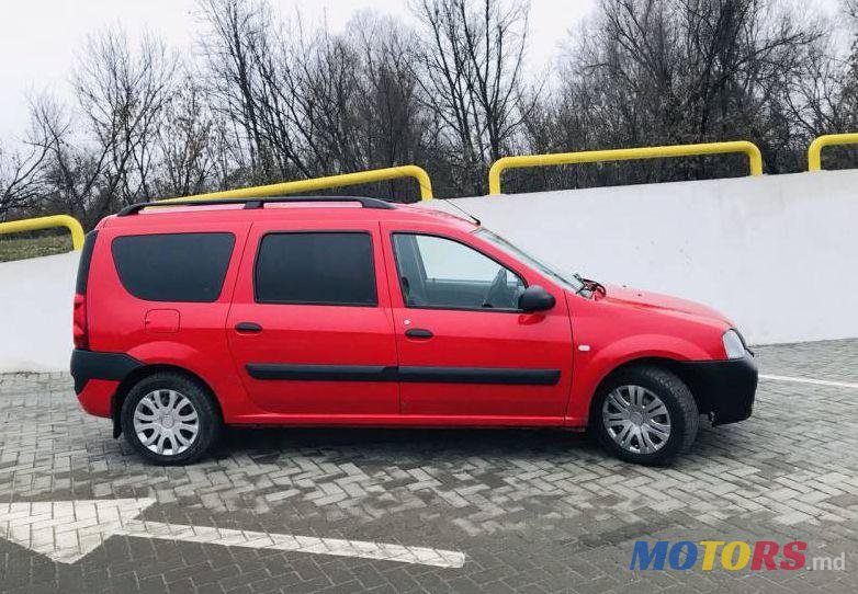 2007' Dacia Logan Mcv photo #1