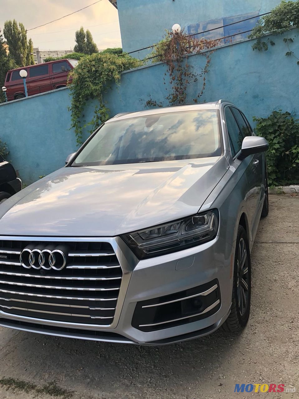 2015' Audi Q7 photo #2