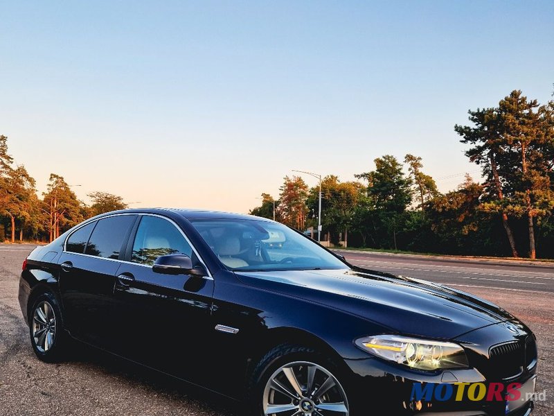 2016' BMW 5 Series photo #1
