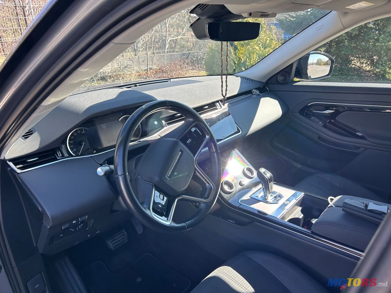 2021' Land Rover Range Rover Evoque photo #6